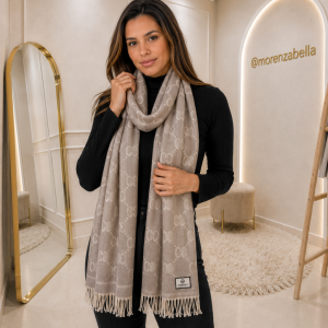 Cachecol Feminino Monograma Bege com Franjas
